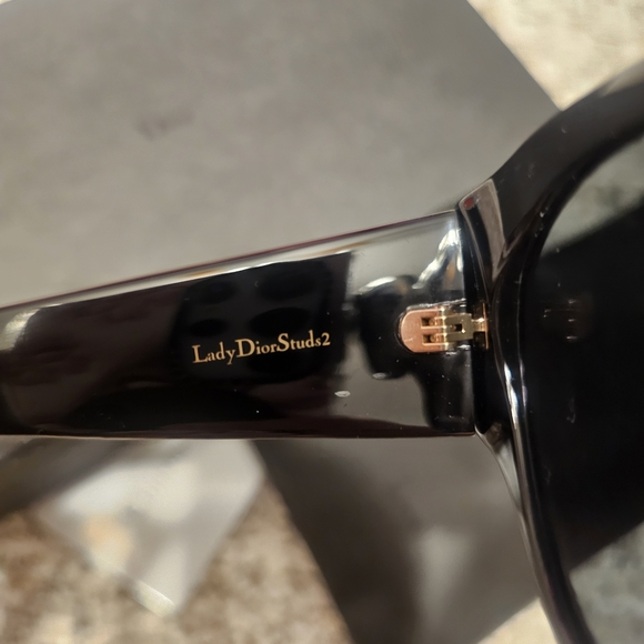 Christian DiorLady Studs Women's Black Round Sunglasses - Picture 9 of 9